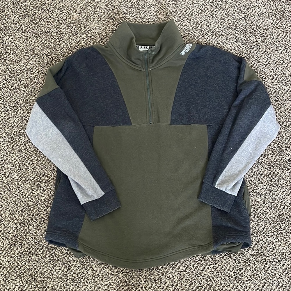 VS PINK QUARTER ZIP
